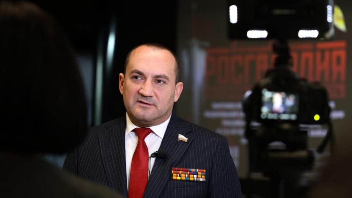 Калинин выступил за кадровые перестановки в Минпросвещения и Рособрнадзоре