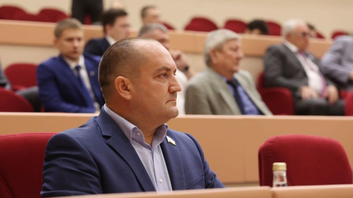 Калинин напомнил чиновникам о майских указах президента