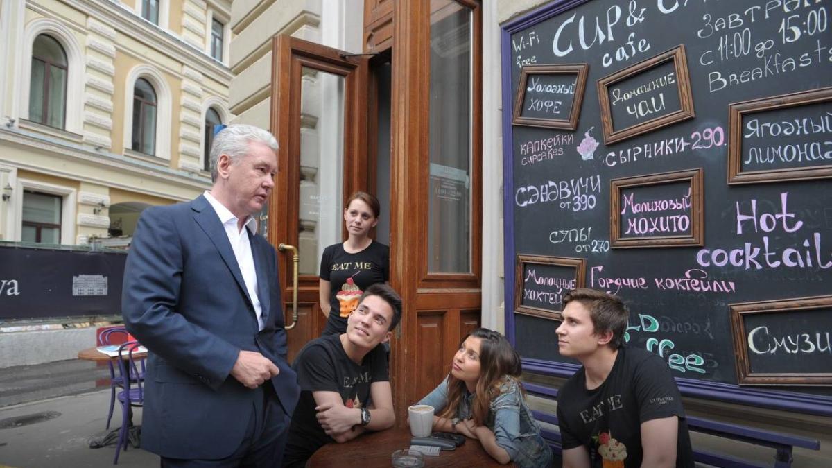 Собянин: за 11 лет в Москве благоустроили более 500 улиц, переулков и площадей