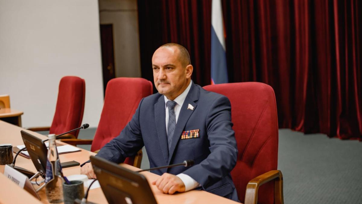 Калинин призвал разработать стандарты оснащения школ для детей-инвалидов