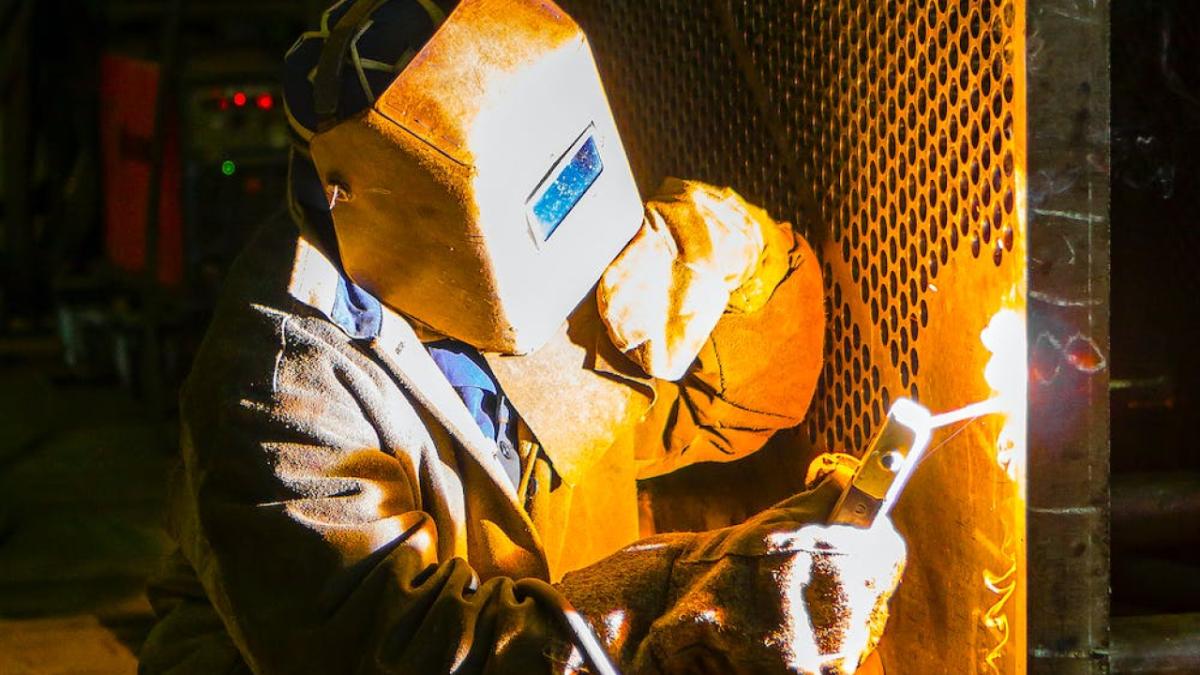 Столичные газовики взяли три золота на чемпионате по сварке