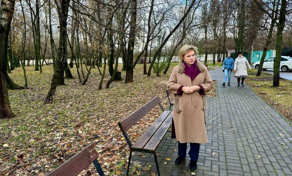 Депутат Шарапова анонсировала реконструкцию сквера в Котловке 
